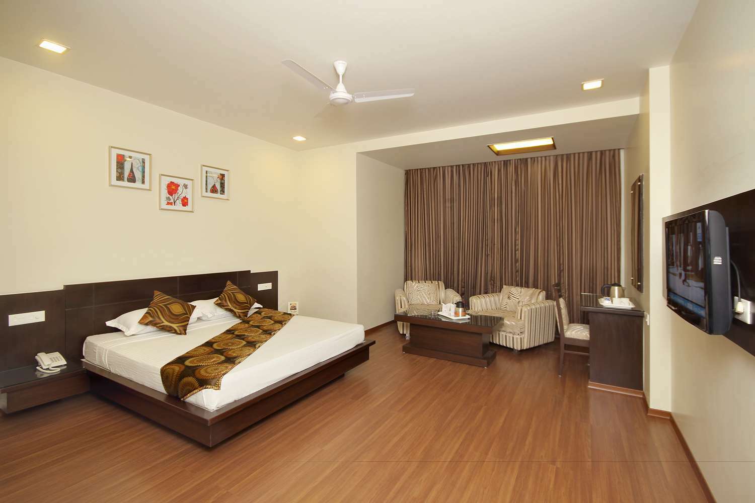 Best Western Swing High Katra Bilik gambar